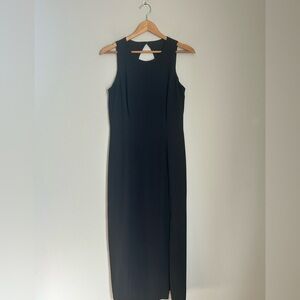 Maggy London Black Sleeveless Midi Sheath Dress – Size 6